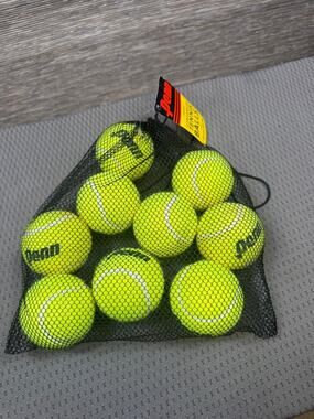 Penn Pressure less Mesh Carrying Bag of Training Tennis Balls (9 BALLS ONLY)